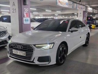아우디 A6 (C8)
