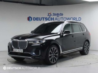 BMW X7 (G07)