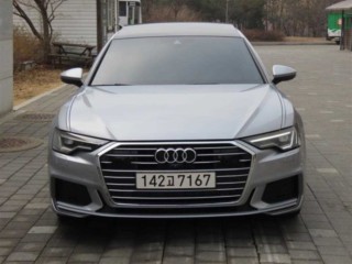 아우디 A6 (C8)