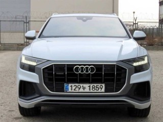 아우디 Q8