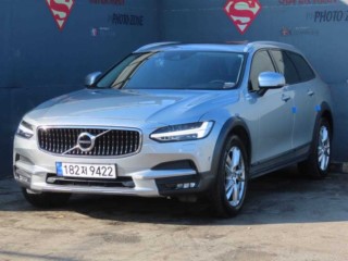 볼보 V90 크로스컨트리