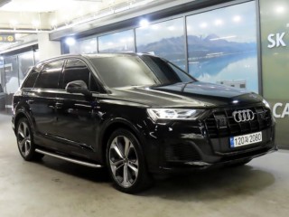 아우디 Q7 (4M)