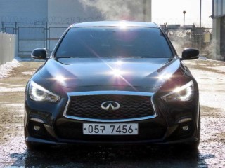 인피니티 Q50
