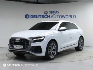 아우디 Q8