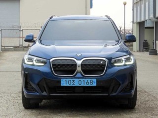 BMW iX3 (G08)