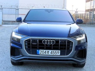 아우디 Q8