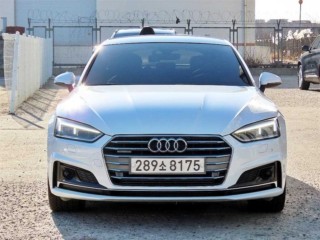 아우디 A5 (F5)