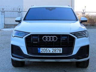 아우디 Q7 (4M)