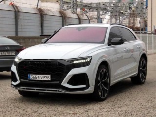 아우디 RSQ8