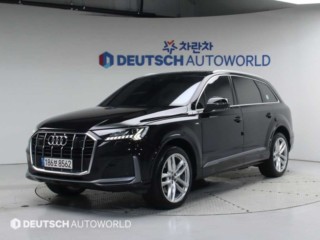 아우디 Q7 (4M)