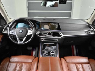 BMW X7 (G07)