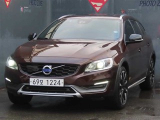 볼보 V60 크로스컨트리