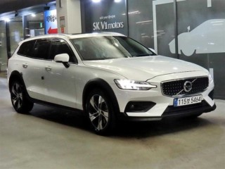 볼보 V60 크로스 컨트리 2세대