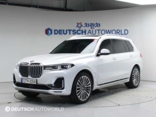 BMW X7 (G07)