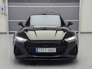 아우디 RS7 (4K)
