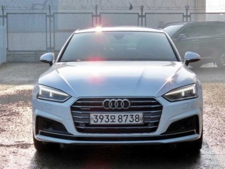 아우디 A5 (F5)