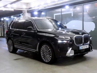BMW X7 (G07)