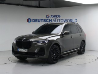BMW X7 (G07)