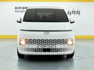 현대 스타리아