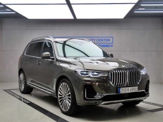 BMW X7 (G07)