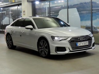 아우디 A6 (C8)