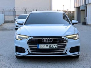 아우디 A6 (C8)