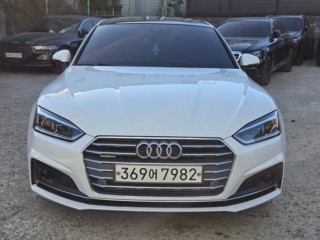 아우디 A5 (F5)