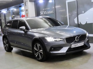볼보 V60 크로스 컨트리 2세대