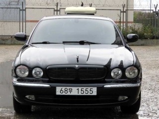 재규어 XJ-8