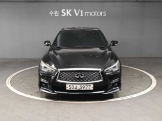 인피니티 Q50