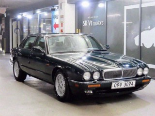 재규어 XJ-6