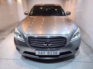 인피니티 M37