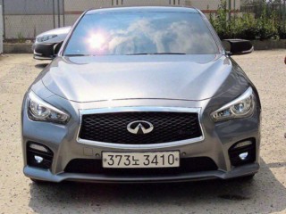 인피니티 Q50