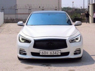 인피니티 Q50