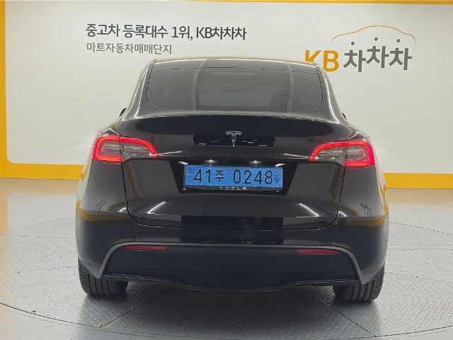 테슬라 모델 Y RWD 2023년 9월 중고차 사진 3