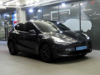 테슬라 모델 Y RWD 2024년 7월 중고차 사진 1