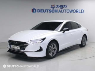 수원 중고차 현대 쏘나타 (DN8) 2.0 모던 2021.09식 42,746km