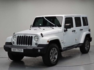 수원 중고차 지프 랭글러 2.8 사하라 4DR 2014.06식 178,191km