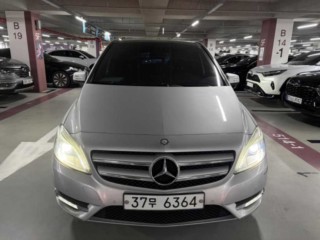 수원 중고차 벤츠 B클래스 (MY B) B200 CDI 블루이피션시 스포츠팩 2012.12식 176,379km