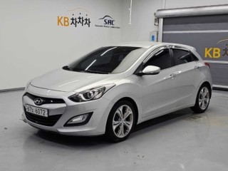 수원 중고차 현대 뉴 i30 1.6 GDI 2012.06식 111,499km