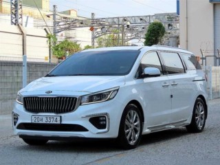 수원 중고차 기아 더 뉴 카니발 가솔린 7인승 리무진 프레지던트 2018.06식 145,872km