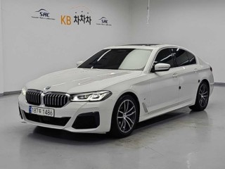 수원 중고차 BMW 5시리즈 (G30) 520i M 스포츠 2022.01식 81,008km
